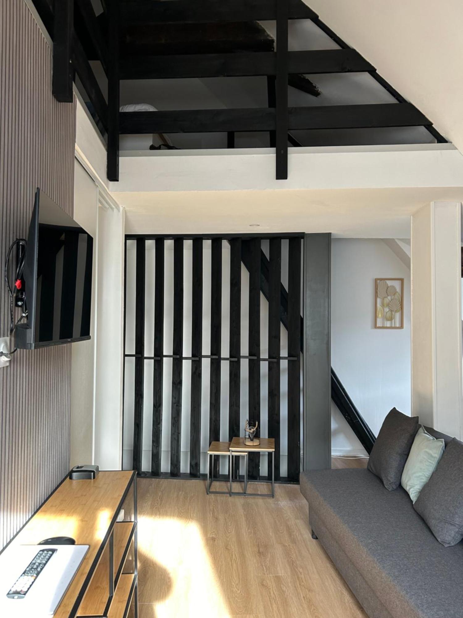 Le Repos De La Meuse Apartment Givet Luaran gambar
